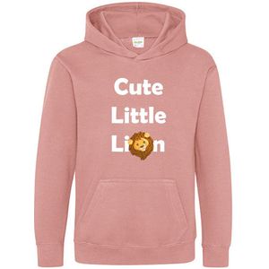 Pixeline Hoodie Cute Little Leeuw roze 1-2 jaar - Leeuw - Pixeline - Trui - Stoer - Dier - Kinderkleding - Hoodie - Dierenprint - Animal - Kleding