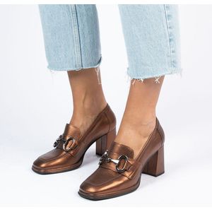 Manfield - Dames - Bronzen leren gesloten pumps met goudkleurige details - Maat 41