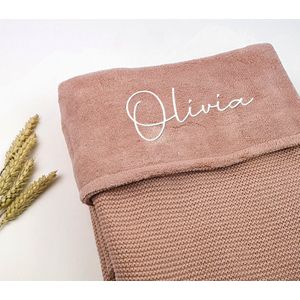 Babydeken met naam - meisje Olivia - Oudroze- Jollein ledikantdeken - Wiegdeken - Babydeken - Jollein deken - Ledikant deken