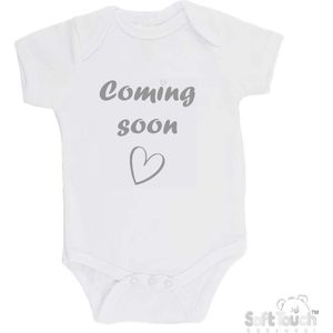 100% katoenen Romper met Tekst ""Coming soon"" - Wit/grijs - Zwangerschap aankondiging - Zwanger - Pregnancy announcement - Baby aankondiging - In verwachting 56/62