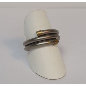 Titaan ring - 14karaat geelgoud - design - uitverkoop Juwelier Verlinden St. Hubert - van €187,= voor €139,=