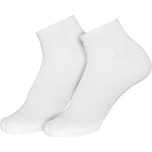 Bonnie Doon Bamboe Sneakersokken Heren Wit maat 40/46 - 2 paar - Licht, Ademend, Soepel - Zeer Comfortabel en Zacht - Zakken niet af - Bamboo Viscose Rayon - Korte sokken - Antibacteriële Werking - Milieubewust - White - OL0420992.103