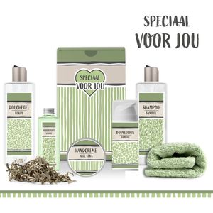 Geschenkset ""Speciaal voor jou"" - 6 producten - 800 gram | Giftset voor haar - Luxe cadeaubox - Wellness Set – Cadeaupakket - Cadeau vrouw – Vriendin – Zus – Moeder – Mama – Moederdag – Verjaardag – Kerstpakket – Kerstcadeau - Groen - Kerst Geschenk