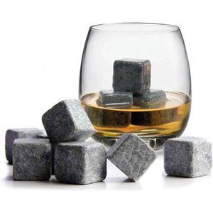 Whiskey Stones - Whisky Stenen - IJsblokken Van Natuursteen - 9 Stuks - Cadeau Tip Man/ Vriend - Vaderdag Cadeau + Geschenk Zakje - [Wiskeystenen - Wiskeystones]