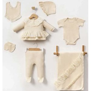Dutchdreumes newborn babyset Little Mademoiselle beige maat 50/56 7 delige set