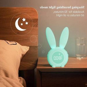 Lichtwekker voor kinderen met konijn design - Alarm clock wake up light met sluimerfunctie, 6 luide geluiden, en tijdgestuurd nachtlampje - Groen