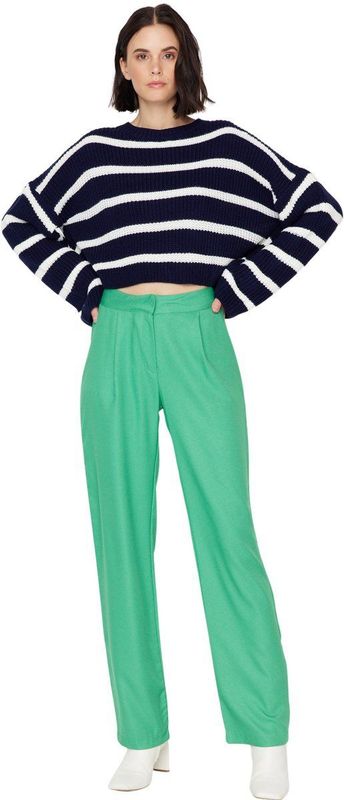 Trendyol Zwarte Rechte/Rechte Geplooide Geweven Broek Twoss19Wx0017