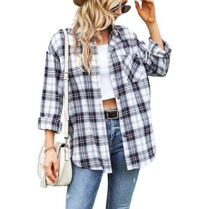 Dameshemd van zacht geruit flanel met knopen en lange mouwen