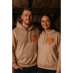 Hoodie “Heart & Star” – Zalmkleurige Unisex Trui met Print – Trendy & Comfort voor Hem & Haar L