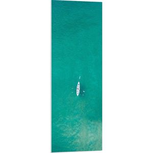 PVC Schuimplaat- Bovenaanzicht van Sporters in Kano op Felblauwe Oceaan - 40x120 cm Foto op PVC Schuimplaat