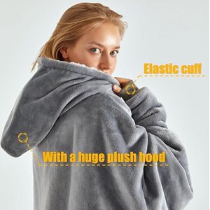 Luxe knuffeltrui hoodiedeken