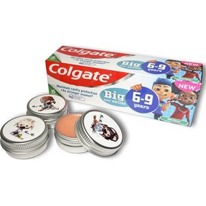 Colgate Maximum cavity protection 6-9 jaar met Mini Mo Veganistische lippenbalsem met vanille smaak en SPF10 set van 3