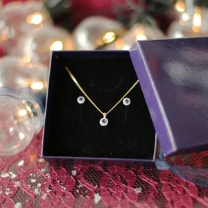 Lucardi Dames Ketting hanger saffier diamant 0,08ct - 14 karaat goud - Ketting - Cadeau - Moederdag - 45 cm - Geelgoud