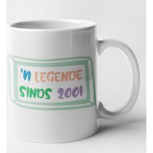 Verjaardag mok 'n legende sinds 2001 verjaardag beker cadeau voor collega, vriend, vriendin, moeder, zus, baas