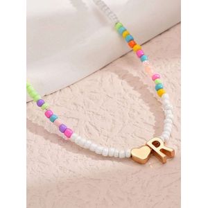 Ketting kraaltjes met hanger letter R