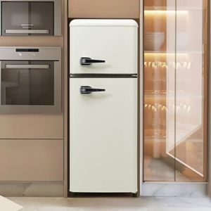 Retro koelkast. Coole en vriezercombinatie, 105,5 cm hoog, 41 cm breed, tweedeurs, met een totaal van 92 liter totaal volume, 28 liter vriezervolume. Deurplanken en glazen planken. 116 kWh/jaar, -27 ° C ~ 13 ° C, LED -licht.