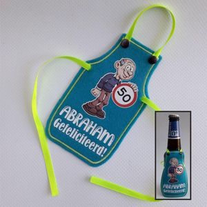 Blauw schortje voor bierfles met ""Abraham Gefeliciteerd!"" - biertje, cadeautje, pilsje, verjaardag, 50 jaar, proficiat