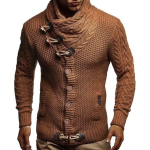 Heren gebreid wintervest met sjaalkraag