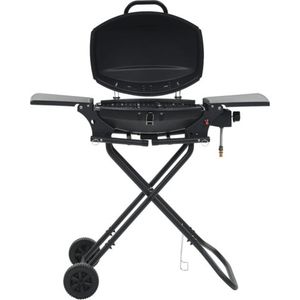 <p>Onze draagbare BBQ is ideaal voor een tuinfeest met familie en vrienden. Met deze gasbarbecue heb je een knetterende buitenkookervaring omdat je achtertuin in een handomdraai een keuken wordt! Dankzij de gepoedercoat stalen behuizing heeft onze barbecue een strak en stijlvol ontwerp en is hij zeer duurzaam.</p>
<p>Hij heeft één zwart geëmailleerd rooster en een stevige kap. Twee inklapbare bijzettafels bieden extra ruimte voor het maken van sauzen of je favoriete bijgerechten. Dankzij de 2 wielen is de BBQ eenvoudig te verplaatsen. Deze barbecue is onmisbaar voor je buitenactiviteiten!</p>
<p>Specificaties:</p>
<ul>
  <li>Kleur: zwart</li>
  <li>Materiaal: gepoedercoat staal</li>
  <li>Totale afmetingen: 103 x 47 x 97 cm (B x D x H)</li>
  <li>Kookoppervlak: 0,15 m</li>
  <li>Vermogen van de kookzone: 4,2 kW (15.000 BTU)</li>
  <li>Hoogte kookoppervlak vanaf de grond: 80 cm</li>
  <li>Met 1 zwart geëmailleerd rooster</li>
  <li>Gastype: LPG</li>
  <li>Ontsteking: piëzo ontsteking</li>
  <li>Inklapbare zijtafels</li>
  <li>Met 2 wielen voor mobiliteit</li>
  <li>Kan als een koffer worden gedragen</li>
  <li>Opmerking: je hebt een gasslang en een goede drukregelaar nodig om een gasfles aan te sluiten. Deze worden niet meegeleverd.</li>
  <li>Let op: plaats gasflessen NOOIT onder de barbecue.</li>
</ul>