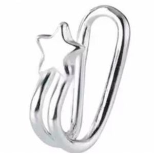 Earcuff zilverkleurig met Ster - Charme Bijoux