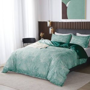 Beddengoedset met Botanische Patronen - 1 stuk - 100% Microvezel - 200 x 220 cm