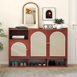 Sweiko Rattan dressoir in stijlvolle walnootkleur, 3-boog rotan deuren, 4-open planken – een veelzijdige opbergoplossing voor uw huis, 120 x 36 x 80 cm, dressoir, schoenkast, hoekkast