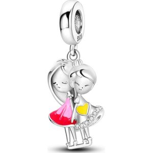 Fler® | Bedel | Past op populaire bedel armbanden | armbandbedel | Vriendschap | 2 vriendinnen | Knuffel | Best friends | HangBedel Charm | 925 Sterling Zilver | Emaille geel, rood, roze | Cadeau |