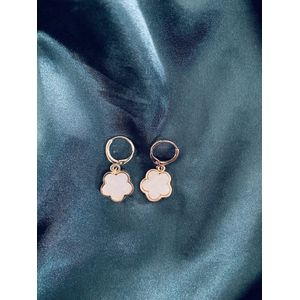 Klaver oorbellen | wit/goudkleurige oorbellen| oorhangers/oorclips |luxe oorbellen voor dames | Accessoires, cadeau voor vrouwen | Sieraden | Stainless steel |RVS| Fashion Jewelry