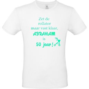 T-shirt met opdruk “Zet de rollator maar vast klaar, Abraham is 50 jaar”, Wit T-shirt met fluor groene opdruk