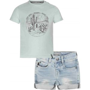 Koko Noko - Kledingset - 2DELIG - Short Jeans met omslag - Shirt lichtblauw met print - Maat 134