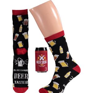 Apollo - Bier sokken giftbox - Rood - Maat 42/47 - Geschenkdoos - Cadeaudoos - Giftbox mannen - Beer socks - Bier sokken heren
