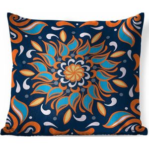 Sierkussens - Kussen - Vierkant patroon op een donkere achtergrond met een blauw en oranje bloem en versieringen - 60x60 cm - Kussen van katoen