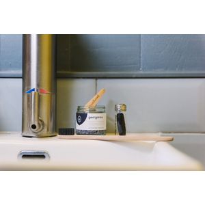 Georganics - Fluoride Tandpasta - Actieve Houtskool - Natuurlijke Whitening - Vegan - COSMOS Natural