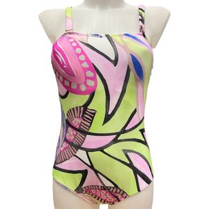 Badpak- Zwempak- Bikini pak- Fashion Badmode 789- Lichtgroen met roze kleurendetails- Maat 38