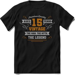 15 Jaar Legend - Feest kado T-Shirt Heren / Dames - Zilver / Goud - Perfect Verjaardag Cadeau Shirt - grappige Spreuken, Zinnen en Teksten. Maat XL
