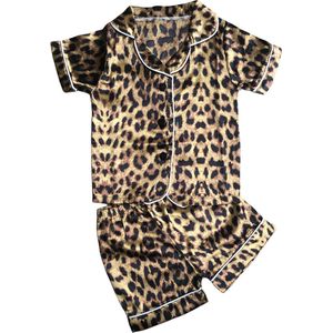 Leopard Pyjama - Luipaard Pyjama - Kinderpyjama - Pyjamaset - Meisjes - Shortama - Lounge wear - Luipaard Setje - Pyjamaset - Zomer Pyjama - Slaapset - Slaapkleding - Nachtkleding - Slaap set - Slaapoutfit - Maat: 4 jaar / 5 jaar - Maat: 110