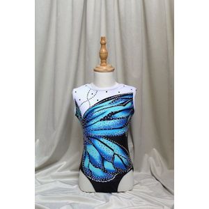 Turnpakje Premium Aqua Butterfly – Luxe Turnpak voor Meisjes – 1000+ Steentjes – Comfortabele Lycra – Wedstrijd & Training – Aqua/Zilver/Zwart