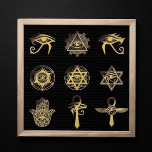 Gouden Metalen Stickers Oog van Egypte Zelfklevend Religieus Thema - Alziende Oog Pyramide Sticker - 9 Stuks 4 x 4 cm Epoxy Hars