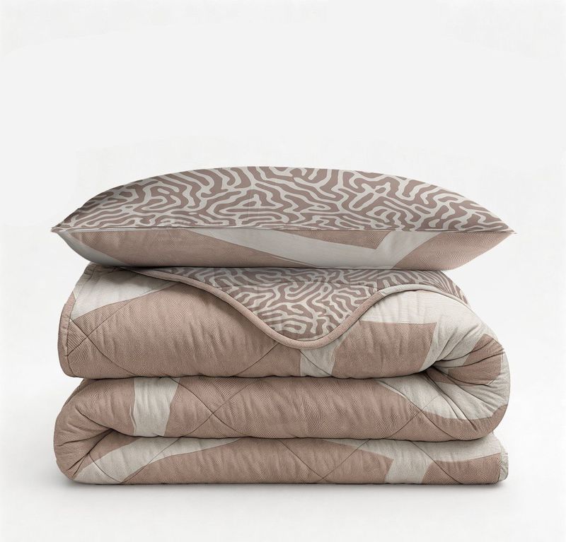 Sleeptime 2 in 1 Dekbed zonder Overtrek Shapes - Dekbed - 140 x 200 cm + 1 x kussensloop 60x70 - Zand