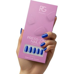 Pink Gellac Press On Nails - 221 Delighted Blue - Round Medium Plaknagels - 30 Press On Nagels Met Lijm, 30 Plakstickers, Cleaner Wipe, Nagelvijl, Woodstick en Size Matcher - Snel Aan Te Brengen Plak Nagels - Voor 7-14 Dagen Mooie Nagels