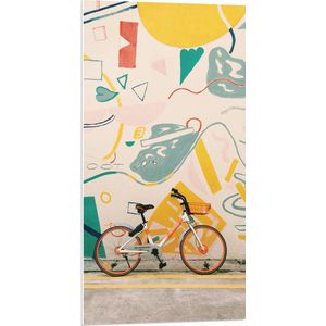 PVC Schuimplaat - Fiets Geparkeerd voor Muur met Schilderingen - 50x100 cm Foto op PVC Schuimplaat (Met Ophangsysteem)