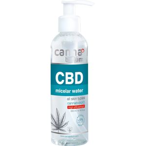 CBD micellar water door cannabellum