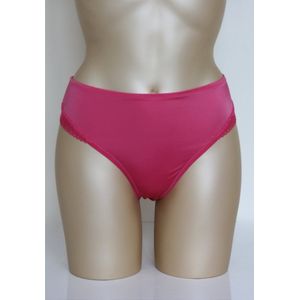 Triumph - True curves - slip - maat 44 / XXL