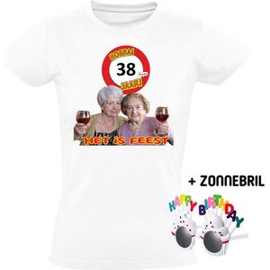 Hoera 38 jaar! Het is feest Dames T-shirt + Happy birthday bril - verjaardag - jarig - 38e verjaardag - oma - wijn - grappig