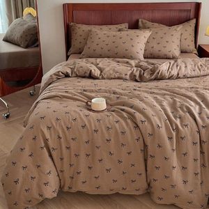 Unyqoos® Beddengoedset Met Strikpatroon Voor Meisjes In Chocoladebruin Met Microvezel En Ritssluiting