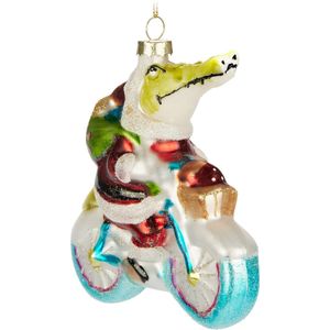 BRUBAKER Krokodil Kerstman op fiets - handbeschilderde glazen kerstbal - 13 cm boombal - grappige kerstdecoratie hanger - mondgeblazen kerstboomversiering