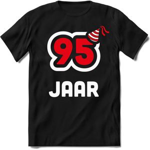 95 Jaar Feest kado T-Shirt Heren / Dames - Perfect Verjaardag Cadeau Shirt - Wit / Rood - Maat 9XL