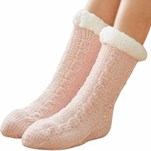 Huissokken Dames Licht Roze - kabelpatroon - anti slip sokken - gevoerd - fleece sokken - dikke sokken - fluffy sokken - slofsokken - warme sokken - gevoerde sokken - winter sokken - licht roze - maat 36-40