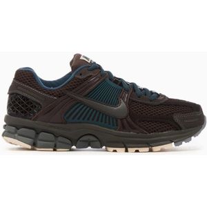Nike - Zoom Vomero 5 - Sportschoenen - Baroque Brown / Medium Ash