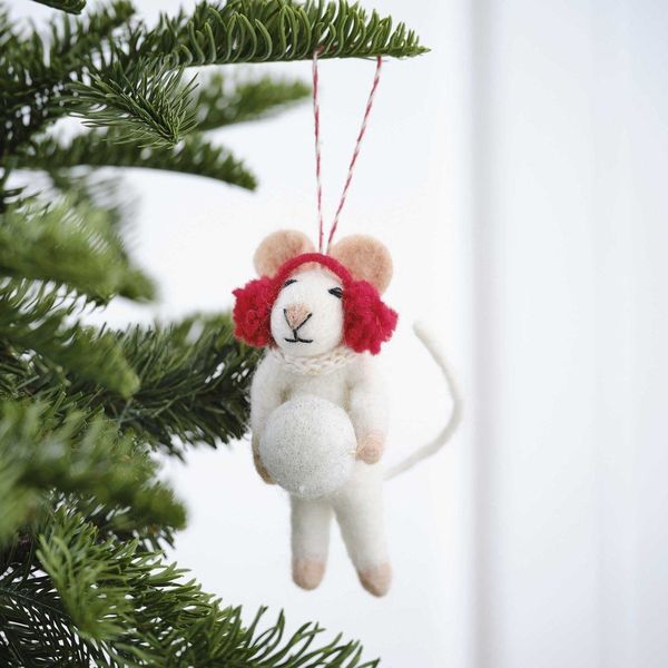 Sass & Belle Felt Mouse with Christmas Tree Decoration, Vilten dieren